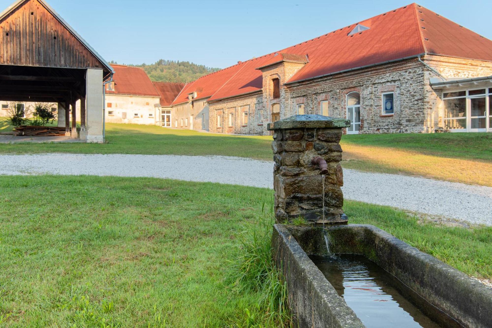 La Boheme Lodges And Glamping Vrhavec Exterior photo